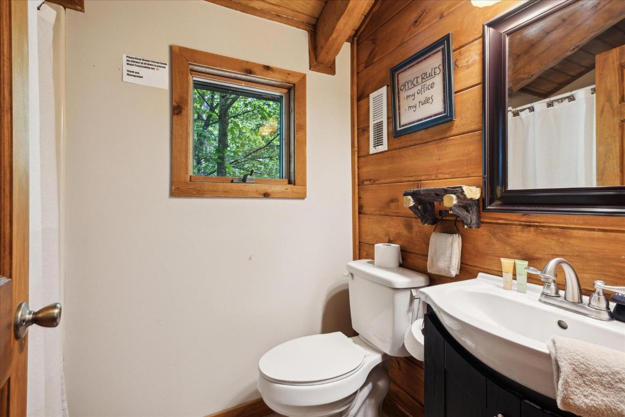 A Charming Cabin, Pool, Firepit, Hot Tub-Jacuzzi Gatlinburg Exterior foto